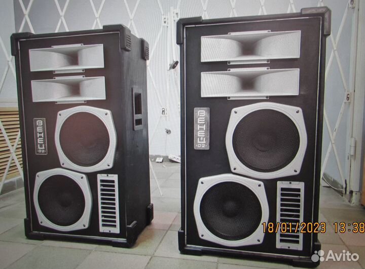 Колонки Венец 02