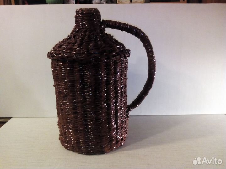 Бутыль с оплеткой