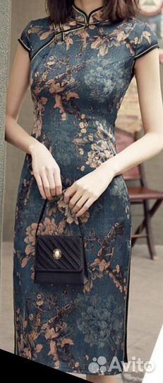 Платье шелковое в китайском стиле