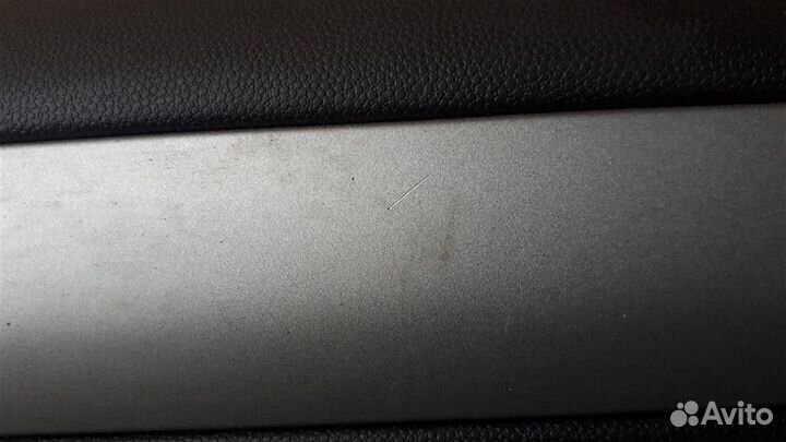 Обшивка двери передней правой Opel Zafira B 2005