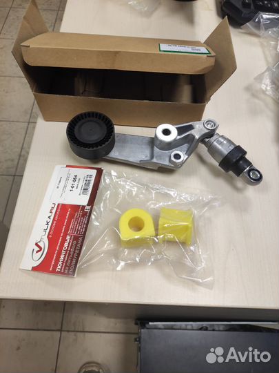 Geely 1136000149 Натяжитель Ремня Приводного