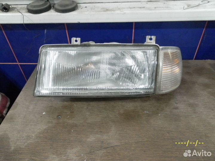Фара передняя левая Skoda Felicia 1