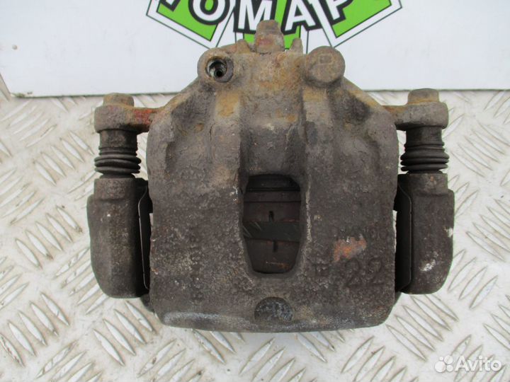 Суппорт передний правый Kia Rio 3 2012г