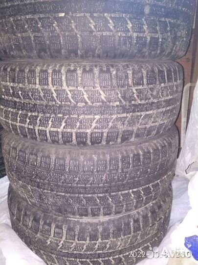 Toyo Observe GSi-5 215/60 R16 95T