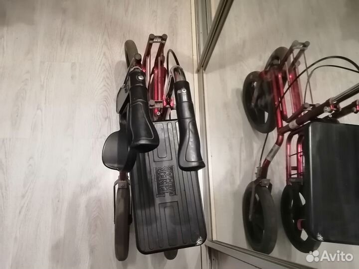 Ходунки для взрослых, с тормозами. Б/у