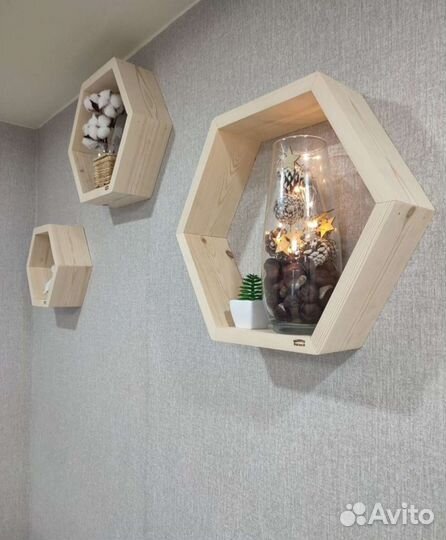 Полка настенная соты