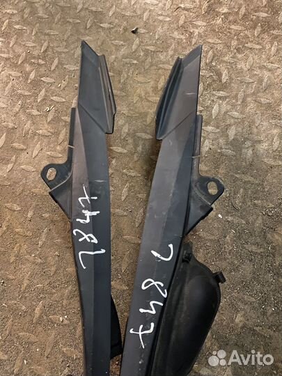 Honda civic 5D накладка крыла внутренняя