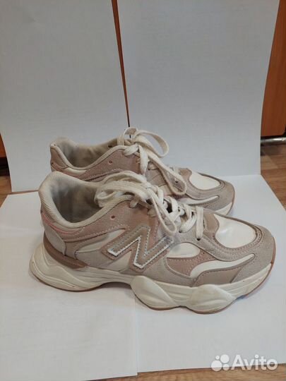 Кроссовки женские 37 размер