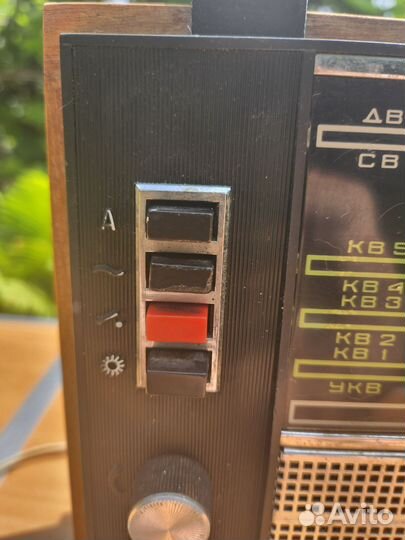 Ретро приемник океан 205 86год