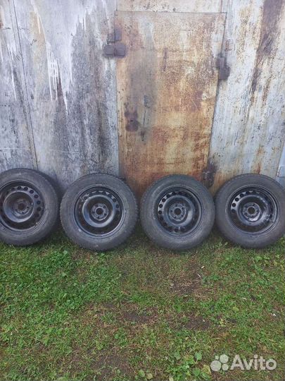 Шины 205 60 16 бу зимние шипованные