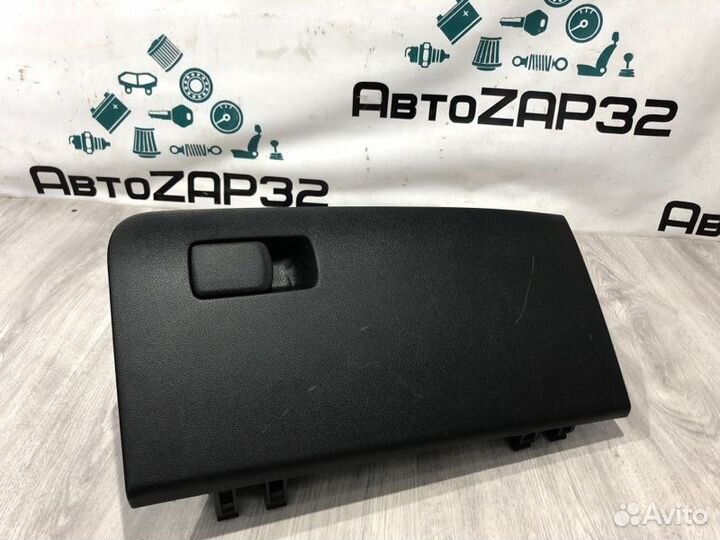 Бардачок Kia Rio X-Line G4FG 2020