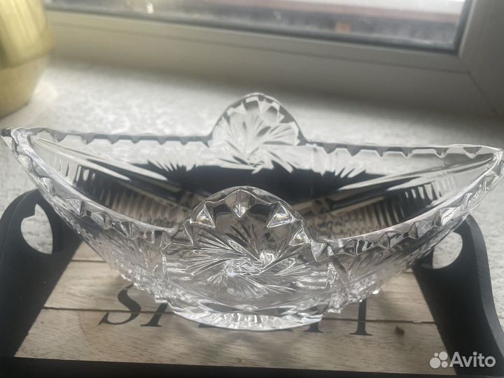 Ваза хрустальная