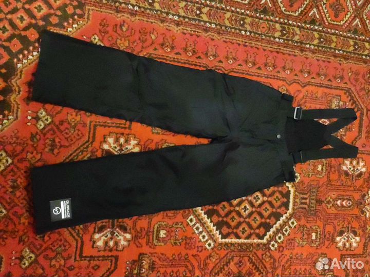 Горнолыжный костюм