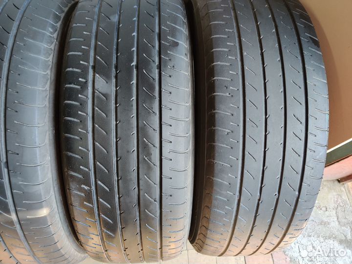 Yokohama BluEarth E51 225/60 R18