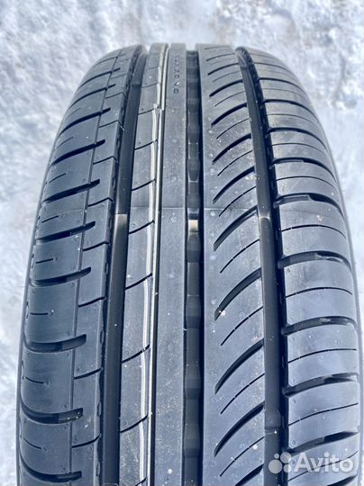 Ikon Tyres Nordman SC 215/65 R16C 109T