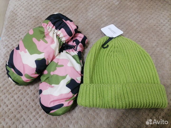 Комплект новый шапка р. 56/58, краги р 15-17