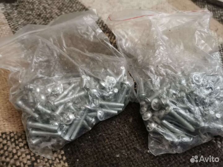 Ручки для мебельных фасадов