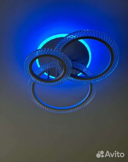 Люстра потолочная