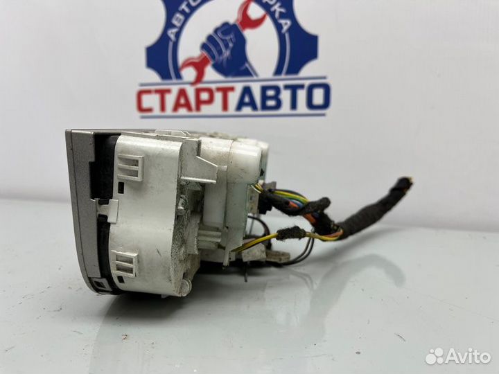 Блок управления отопителем Opel Corsa D A14XER