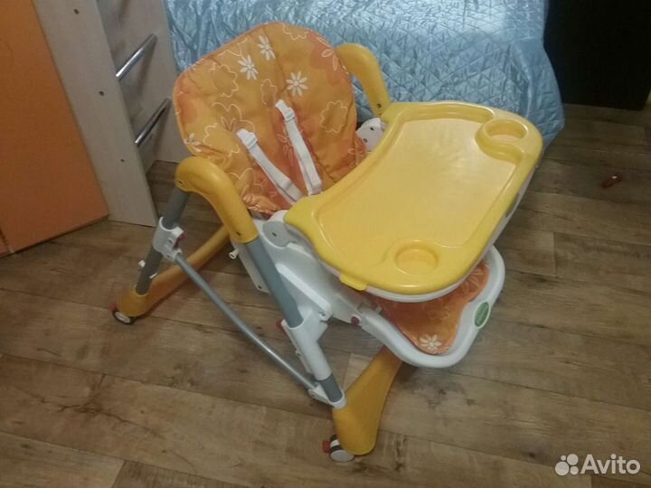 Стул для кормления