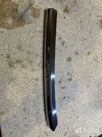 Молдинг бампера лада х рей (левый)