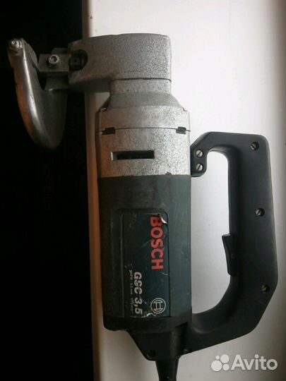 Электроножнцы Bosch