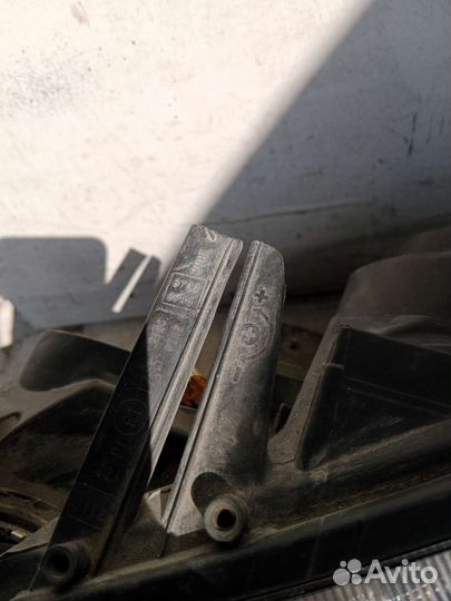 Фара левая Nissan Terrano