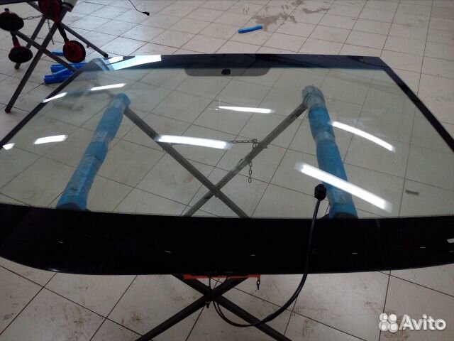 Автостекло Toyota Corolla