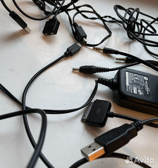 Кабели, переходники, зарядные устройства