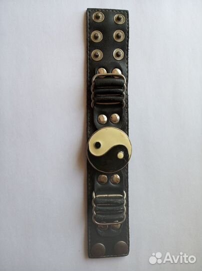 Кожаный браслет напульсник с инь-янь