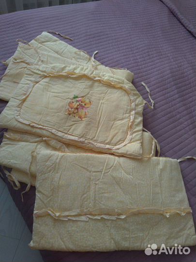 Бортики на детскую кроватку