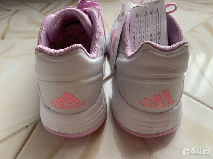 Кроссовки adidas новые р.36