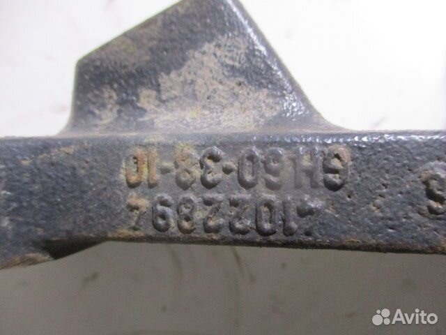 Кронштейн V-образной тяги Iveco 41022894