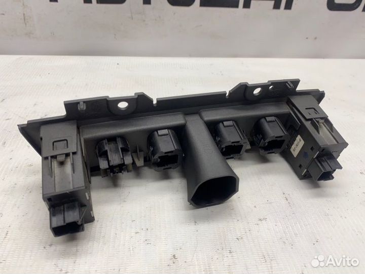 Кнопки обогрева сидений Ford Focus 2 hwda 2006
