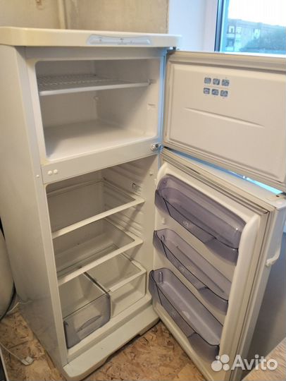 Холодильник бу