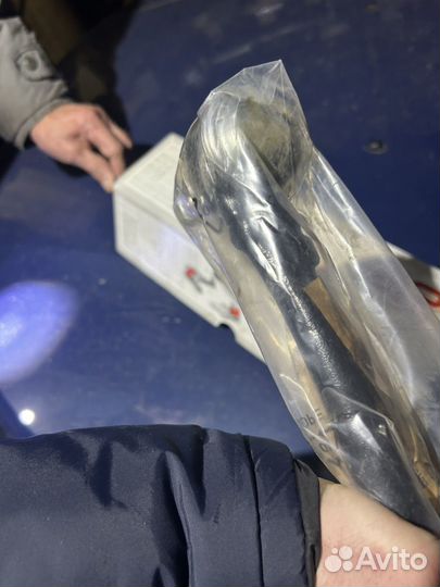 Рычаг передний нижний A2043302911