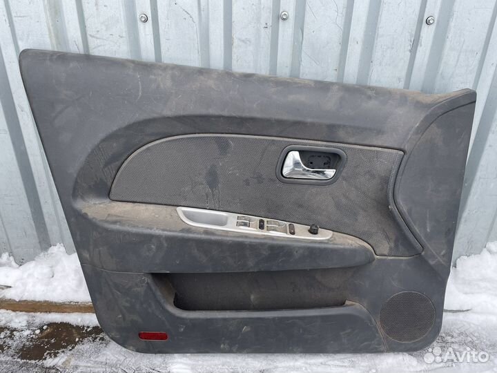 Передняя левая обшивка двери chery a13