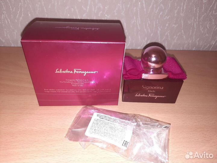 Парфюмерная вода женская оригинал разная