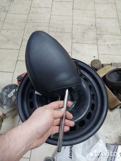 Подголовник передний Nissan Murano Z50