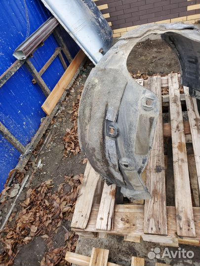 Подкрылок левый hyundai grand santa fe