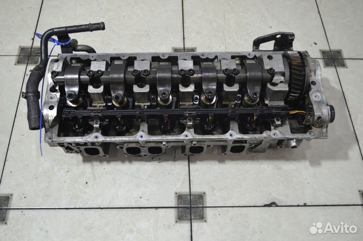 Головка блока цилиндров (гбц) 5.0 правая Volkswage