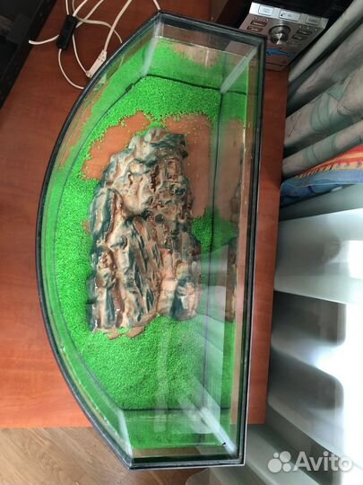 Аквариум с выпуклым фронтальным стеклом, б/у