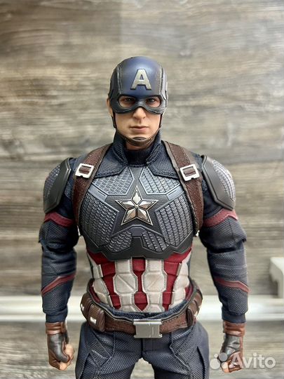 Hot toys MMS 536 Капитан Америка