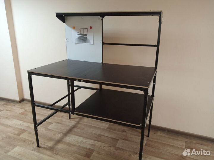 Стол упаковочный с магнитно-маркерной доской