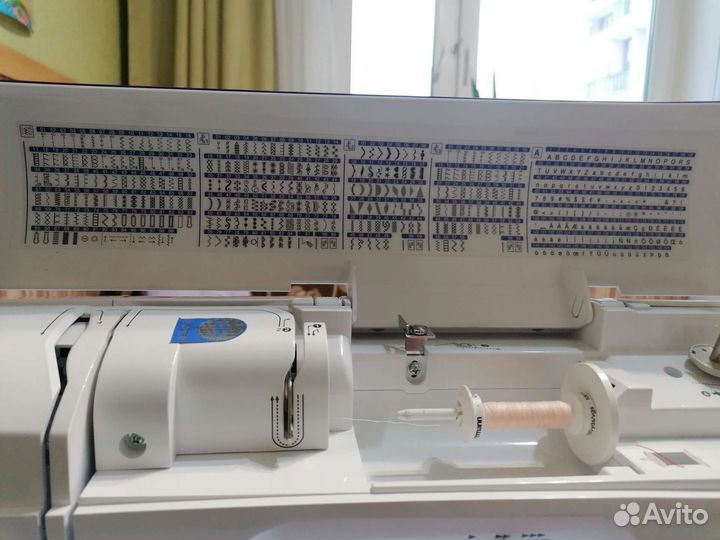 Швейная машина Brother nv 1800q