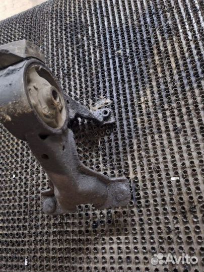 Подушка двигателя задняя Toyota Caldina CT190 2C