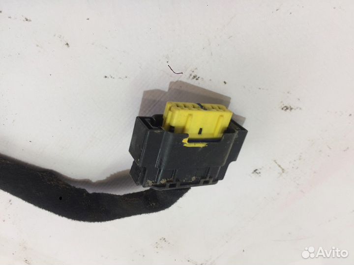 Электропроводка двери задняя левая (Kia Quoris)