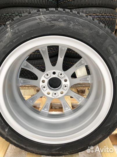 Зимние колеса на бмв ф30 R17, стиль 395, новые