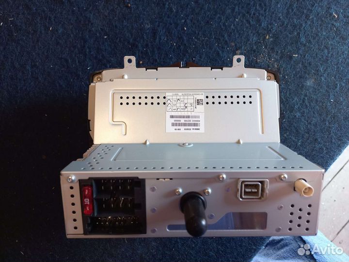 Автомагнитола