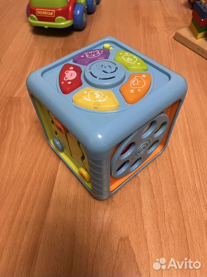 Развивающие игрушки